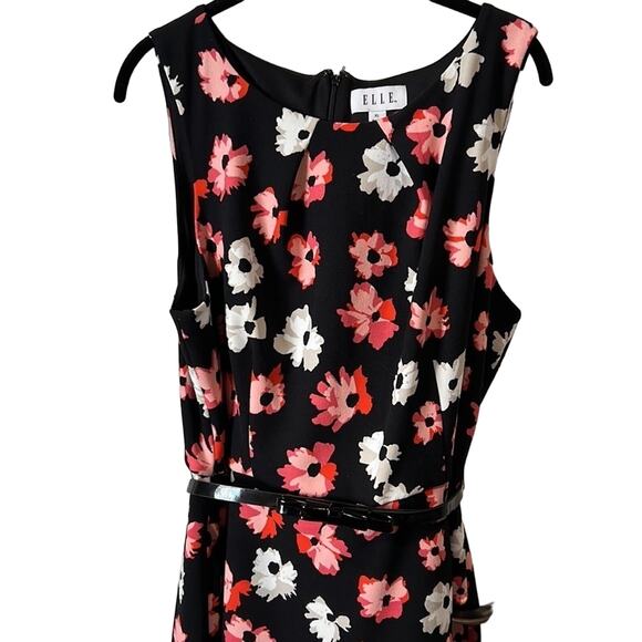 Elle Flower Dress black with red/pink and white/beige flowers Sz XL Fitted belt - Picture 2 of 11